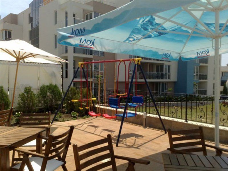 Tropics Hotel Sveti Vlas Exterior foto
