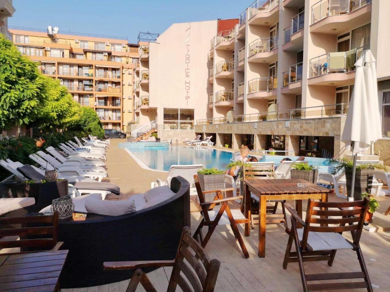 Tropics Hotel Sveti Vlas Exterior foto
