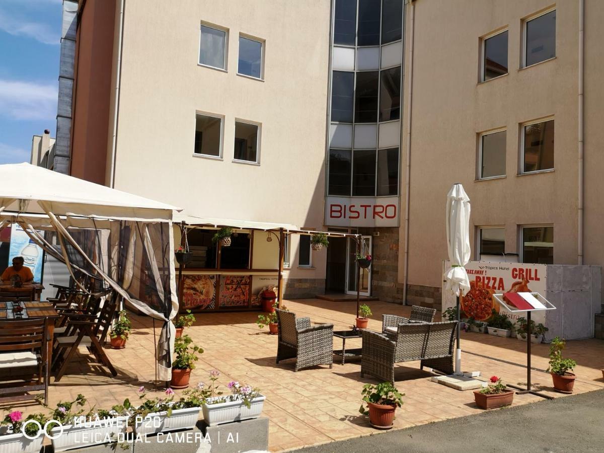 Tropics Hotel Sveti Vlas Exterior foto