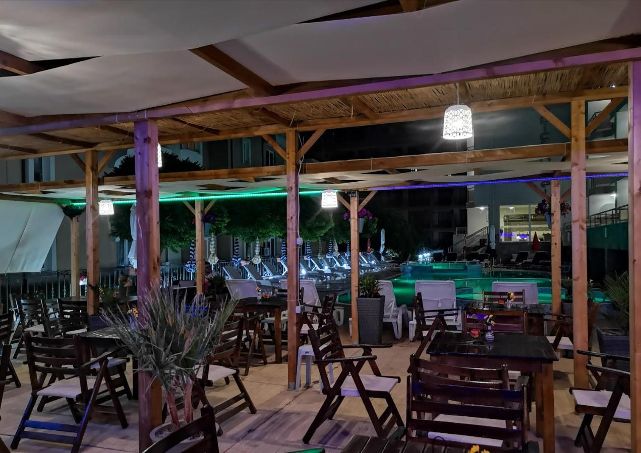 Tropics Hotel Sveti Vlas Exterior foto